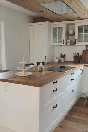 FURNITURE WOODS